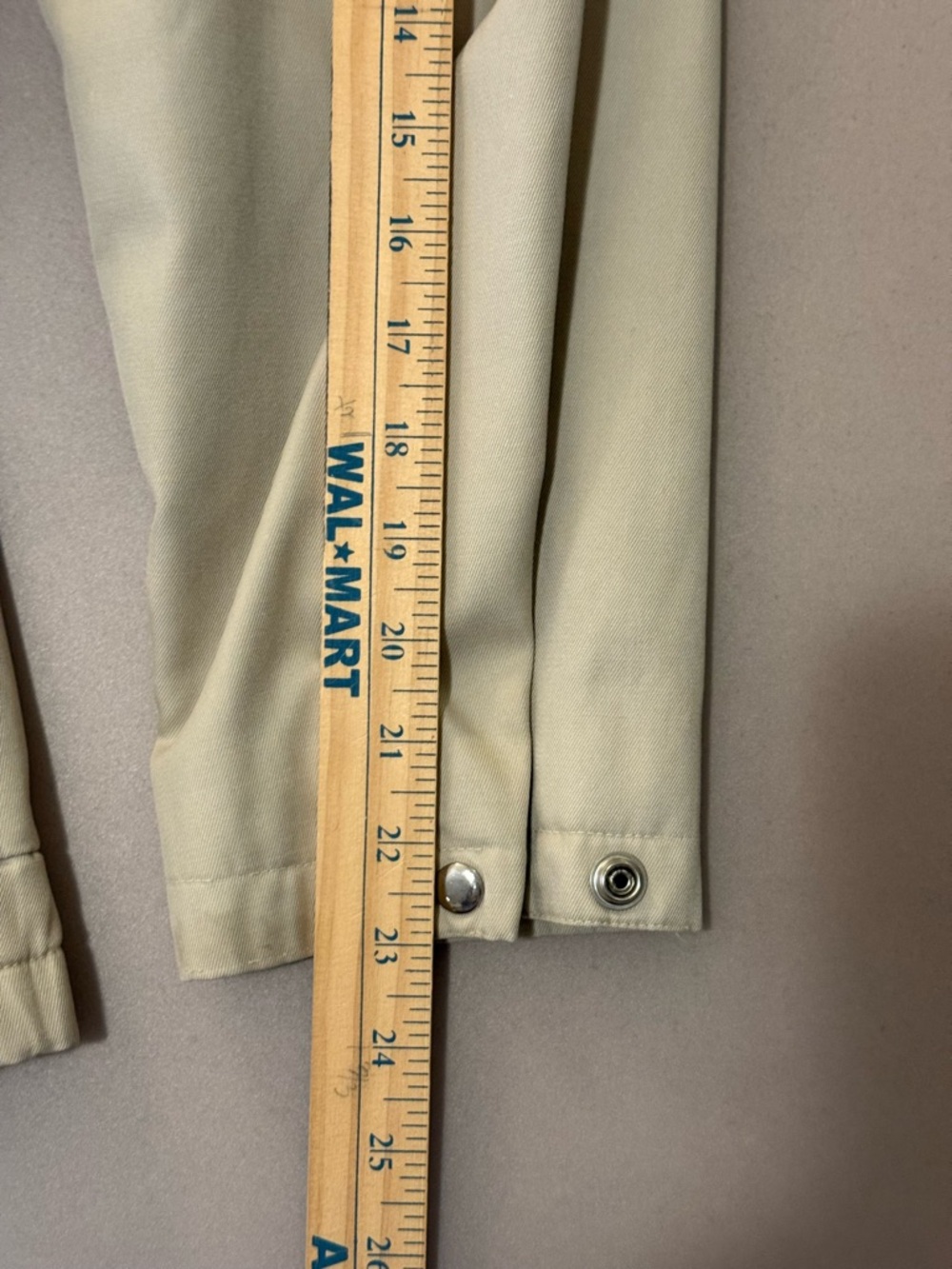 Vintage Versatile Women's Utility Jacket in Tan - Picture 11 of 15